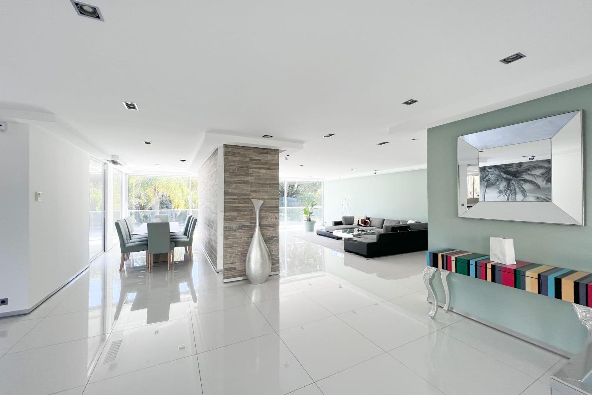 Villa Gorgeous Private Modern With Swimming Pool *